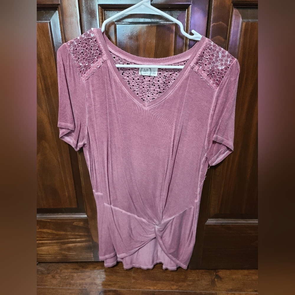 L Maurices top